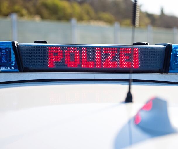 Die Polizei sucht Zeugen. Die Polizei sucht Zeugen.