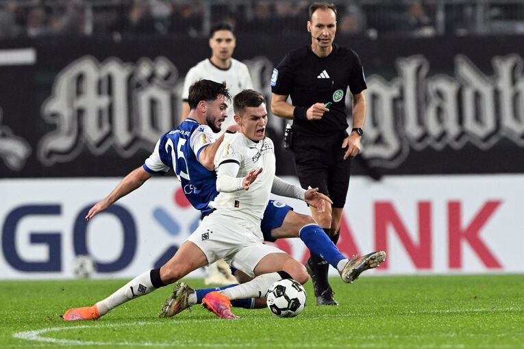 Borussia Mönchengladbach - Karlsruher SC Borussia Mönchengladbach - Karlsruher SC