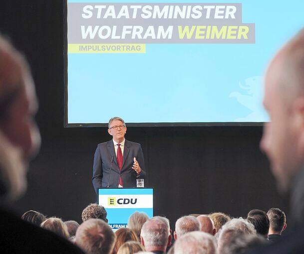 „Wir brauchen etwas von dieser Power in Berlin“, lobte Kulturstaatsminister Wolfram Weimer beim CDU-Medienempfang Ludwigsburg und die Region als „Epizentrum der Kreativwirtschaft.