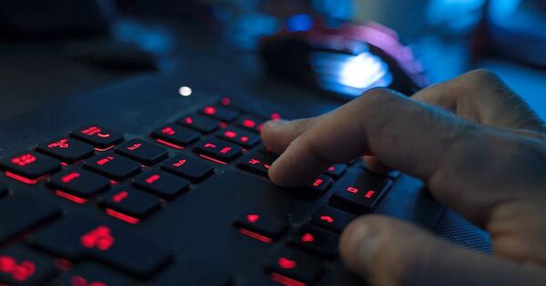 Polizeipr-sidium-Ludwigsburg-nimmt-16-J-hrigen-fest-Er-soll-seine-Opfer-zu-Selbstverletzung-gedr-ngt-haben