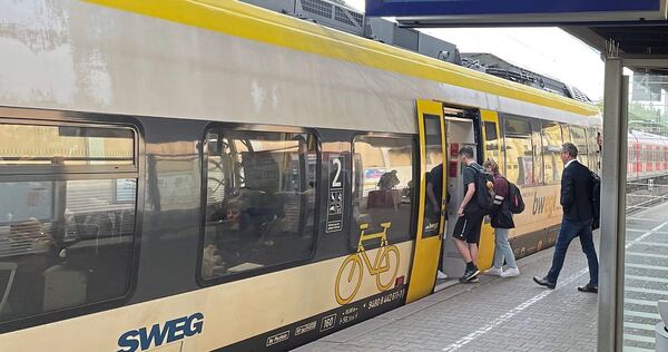 Aktuell verbinden zwei Linien Ludwigsburg mit Städten wie Esslingen oder teilweise auch Tübingen.