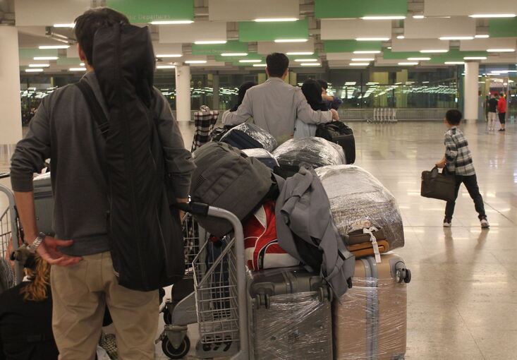 Flug mit Afghanen aus Aufnahmeprogrammen Flug mit Afghanen aus Aufnahmeprogrammen