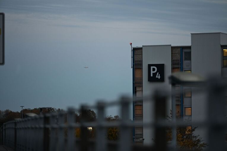 Flughafen Hannover - Ankunft von Afghanen mit Aufnahmezusage Flughafen Hannover - Ankunft von Afghanen mit Aufnahmezusage