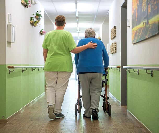 Die Zahl der Pflegebedürftigen nimmt immer weiter zu.