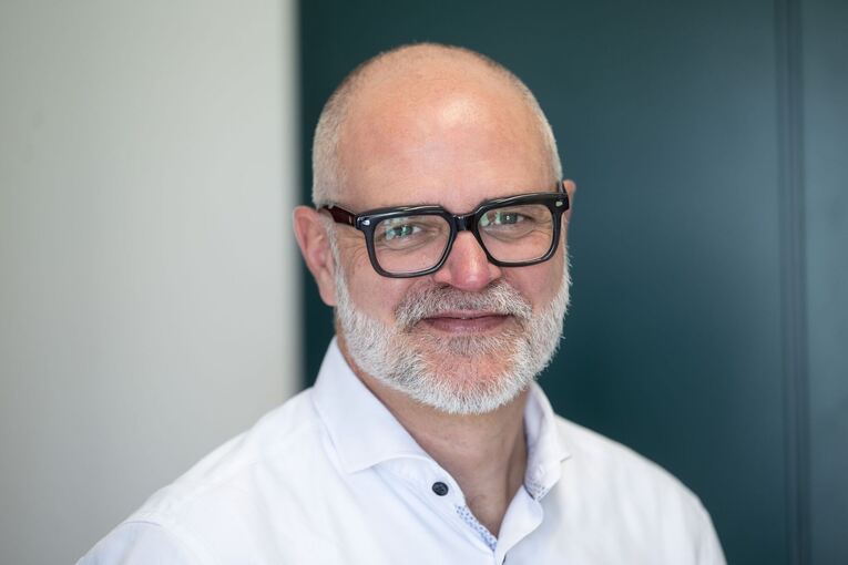 Dirk Güsewell Dirk Güsewell