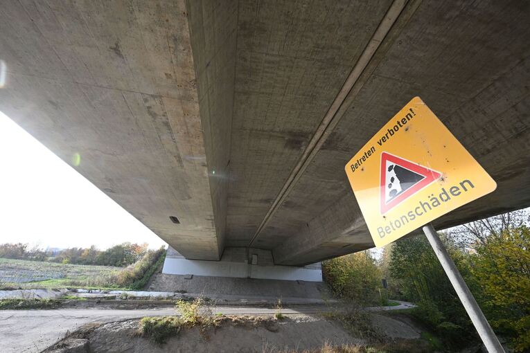 Autobahn 6 bei Heilbronn-Biberach Autobahn 6 bei Heilbronn-Biberach