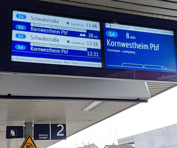 Nicht nur wegen Störungen so wie hier, sondern auch wegen Baustellen kommt es in den nächsten Wochen zu etlichen Ausfällen bei der S-Bahn.