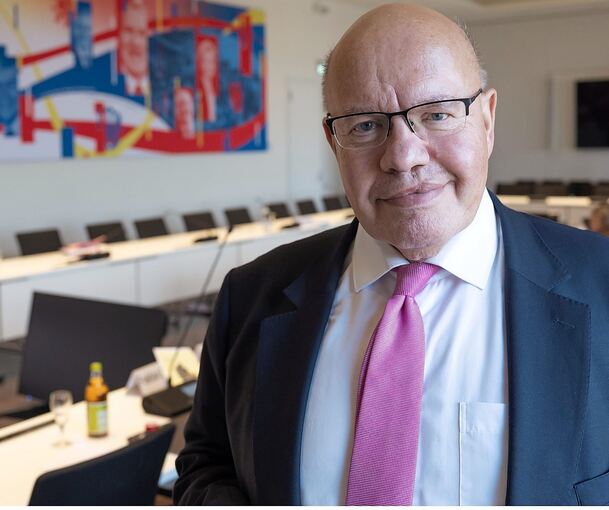 Peter Altmaier, hier am Freitag vor seinem Auftritt im U-Ausschuss des Landtags Mecklenburg-Vorpommerns zum Thema Nord Stream 2.
