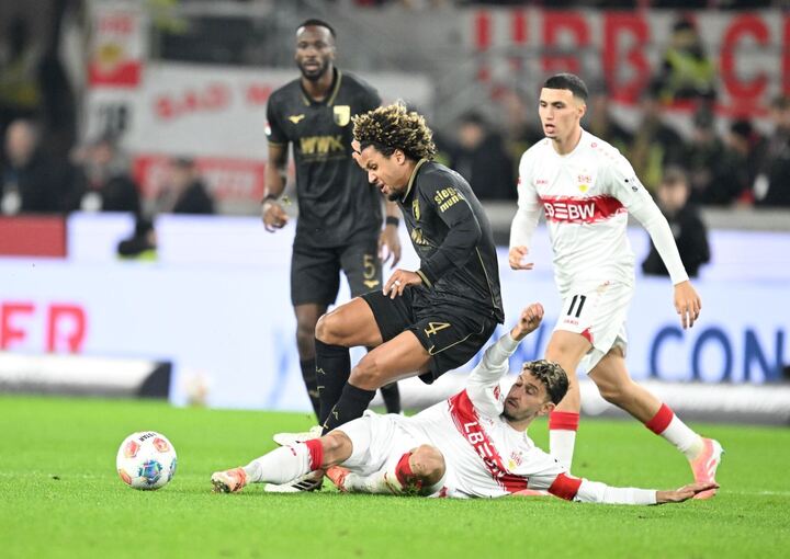 VfB Stuttgart - FC Augsburg VfB Stuttgart - FC Augsburg