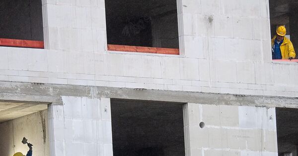 Neu zu bauen, so wie hier, ist nur eines der Mittel gegen die Wohnungsnot. Ein weiterer Baustein könnte sein, Büro- und Gewerbeimmobilien umzuwandeln.