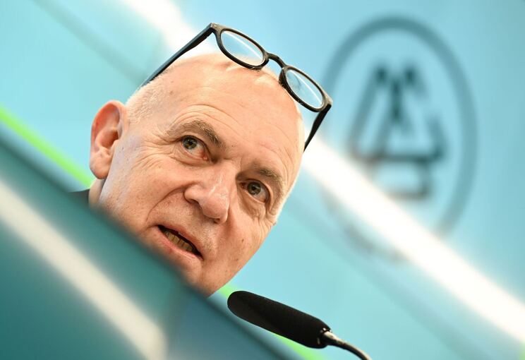 45. DFB-Bundestag in Frankfurt am Main 45. DFB-Bundestag in Frankfurt am Main