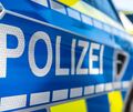 Polizeifahrzeug im Einsatz. Polizeifahrzeug im Einsatz.