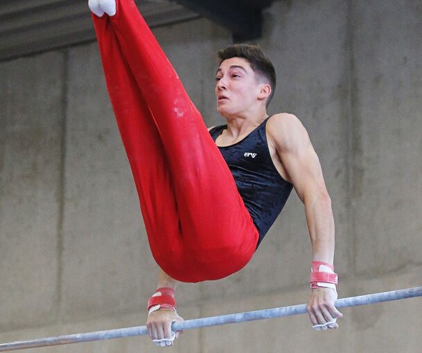 Auch in Vinnhorst fleißiger Ludwigsburger Punktesammler: Matteo Giubellini, hier am Reck.