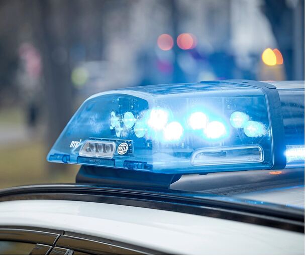 Die Polizei im Einsatz. Die Polizei im Einsatz.