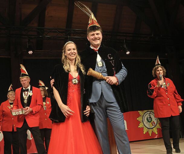 Seit dem 11.11. offiziell im Amt: Patricia I. und Daniel I. sind das neue Prinzenpaar der Bietigheimer Wobachspatzen.