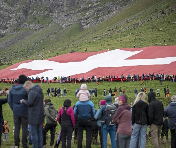Schweizerfahne auf der Schwägalp unterhalb des Säntismassivs: Die Beziehungen in den Kreis Ludwigsburg sind seit jeher eng.