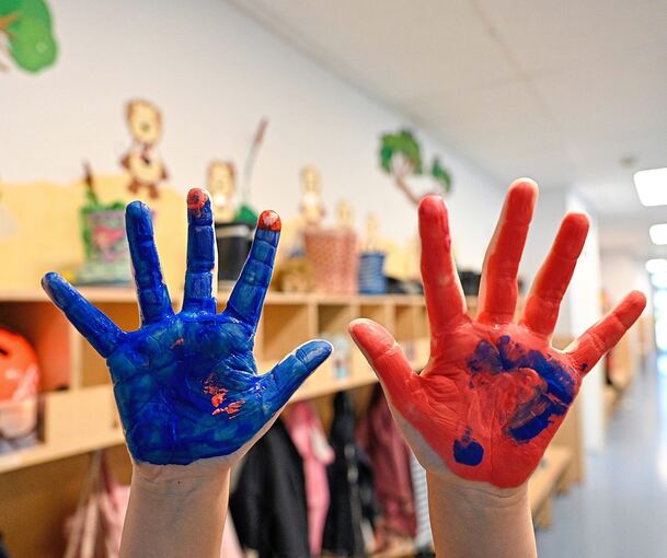 Von „Anpassungen“ bei der Kinderbetreuung im vorschulischen Bereich spricht Bürgermeister Klaus Warthon. Konkret soll der Umfang der Ganztagsbetreuung reduziert werden.