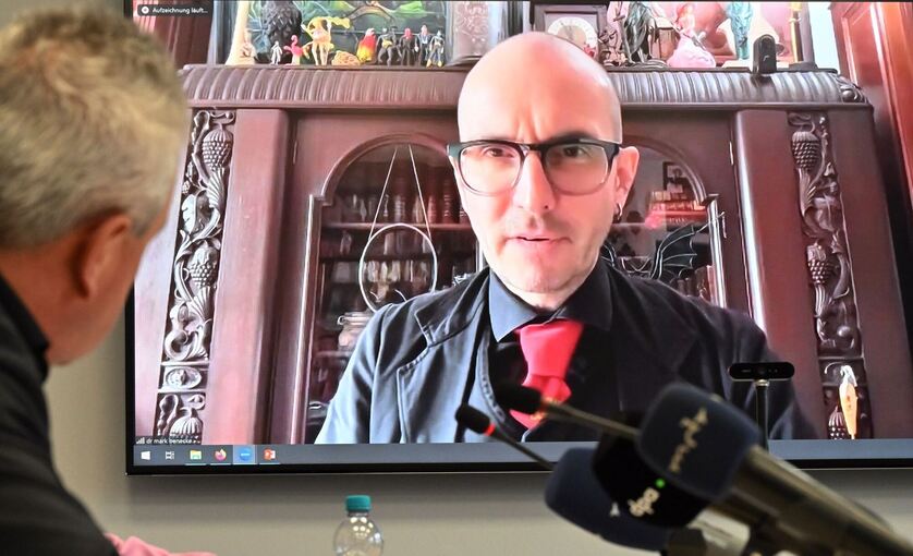 Dr. Mark Benecke Dr. Mark Benecke