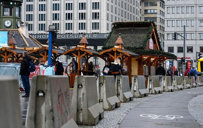 Sicherheitsvorkehrungen an Weihnachtsmärkten Sicherheitsvorkehrungen an Weihnachtsmärkten