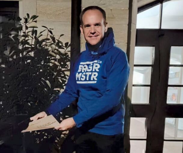 Pünktlich kurz nach Mitternacht am 3. Oktober hat Thomas Schäfer seine Bewerbung in den Briefkasten des Hemminger Rathauses geworfen.