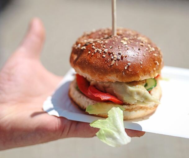 Burger gehören zu den beliebten Streetfood-Angeboten. Doch in Kornwestheim gibt es noch viel mehr.