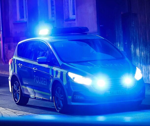 Wegen mehrere Unfälle ermittelt die Polizei gegen eine 36-Jährige.