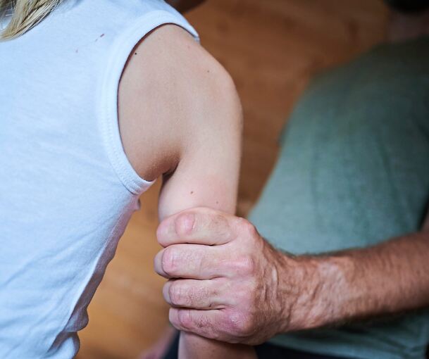 Die Zahl der registrierten Kindeswohlgefährdungen nimmt zu.