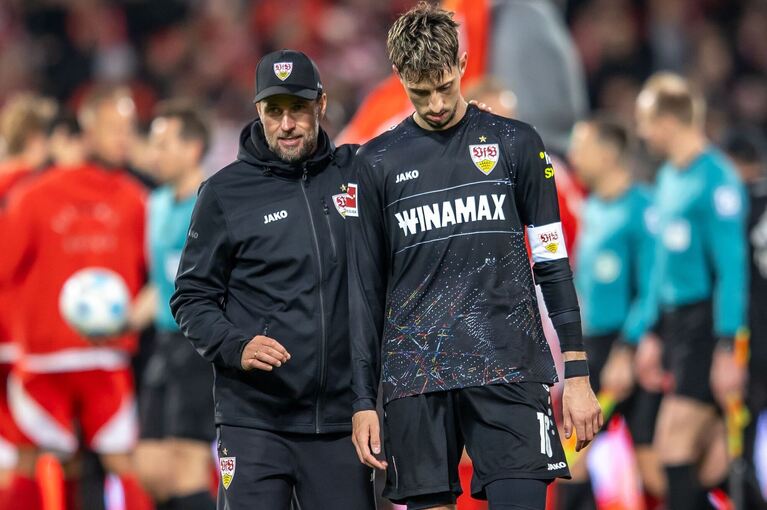 Sebastian Hoeneß und Atakan Karazor (r)