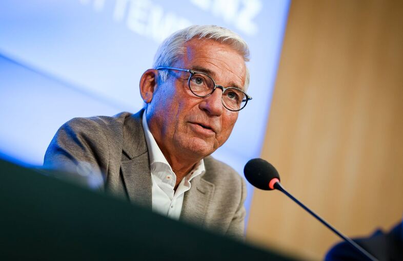 Thomas Strobl Thomas Strobl