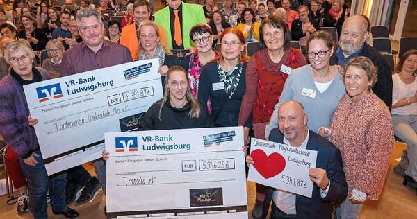 Bei der Spendengala wurden über 16.000 Euro verteilt.