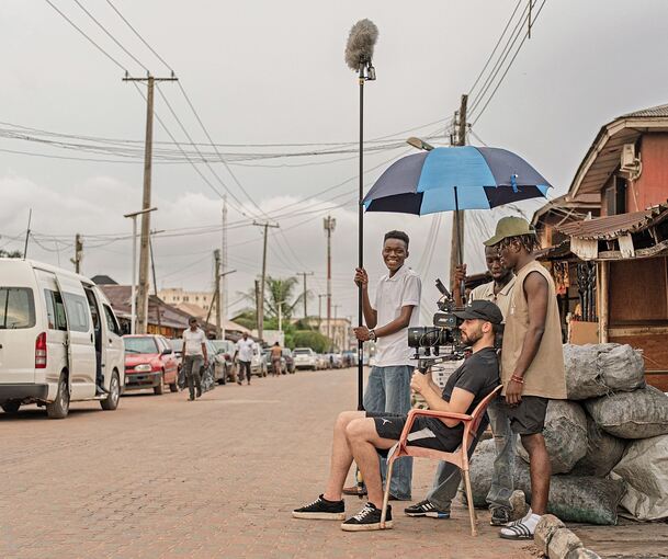 Bei den Dreharbeiten in Nigerias Hauptstadt Lagos.