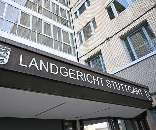 Der Prozess wird am Landgericht Stuttgart geführt.