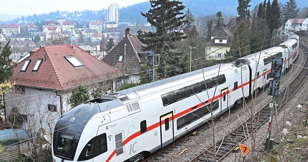 Wo heute noch unter anderem ein Intercity fährt, soll ab geschätzt Mitte der 30er-Jahre eine S-Bahn fahren, die Heimerdingen mit Stuttgart-Vaihingen über die Panoramabahnstrecke verbindet.