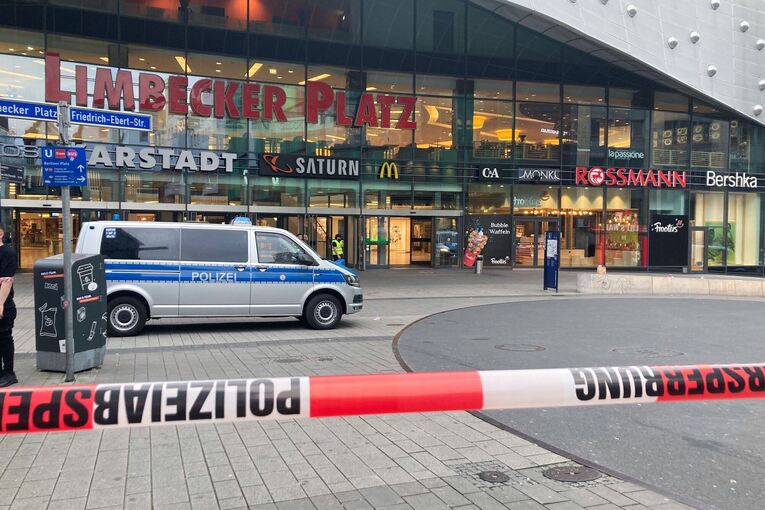 Polizei räumt Einkaufszentrum nach Drohung