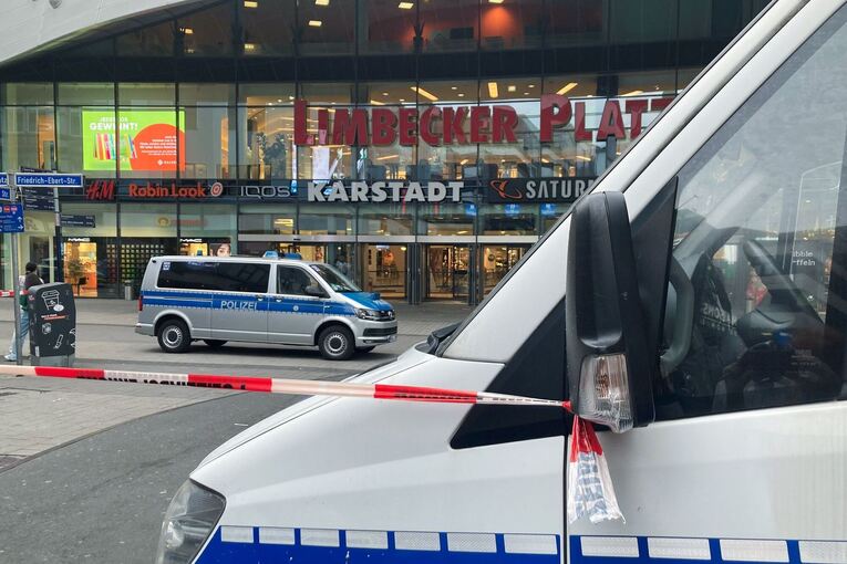 Polizei räumt Einkaufszentrum nach Drohung