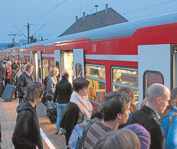 Kürzere Züge bedeuten gerade in den Hauptverkehrszeiten mehr Gedränge in den Fahrzeugen.