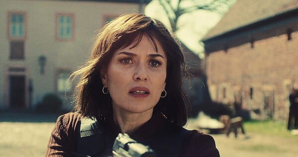 Brenzliger Vermisstenfall: Kommissarin Maryam Azadi (Melika Foroutan) ist auf der Suche nach einem Mädchen und ihrem Vater – und Brenzliger Vermisstenfall: Kommissarin Maryam Azadi (Melika Foroutan) ist auf der Suche nach einem Mädchen und ihrem Vater – und gerät in Gefahr.