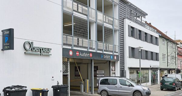 90 Parkplätze sind im Oberopaur-Parkhaus verfügbar.