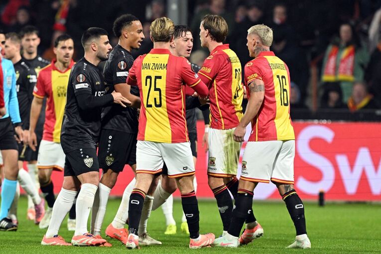 Go Ahead Eagles Deventer - VfB Stuttgart