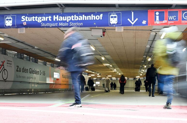 Stuttgarter Bahnhofs-Tunnel als Fernwanderweg in App Stuttgarter Bahnhofs-Tunnel als Fernwanderweg in App