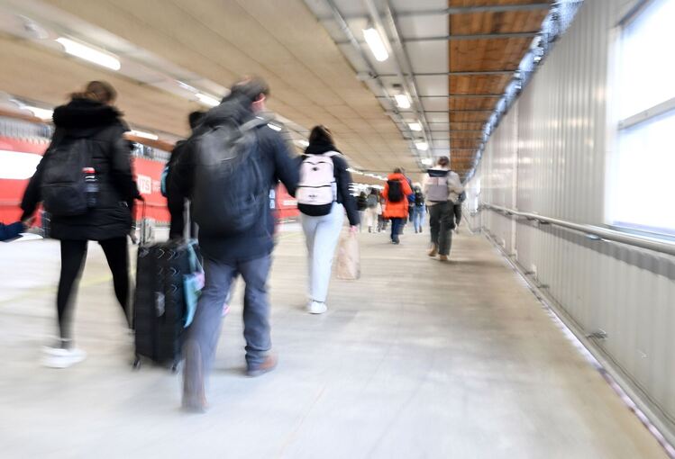 Stuttgarter Bahnhofs-Tunnel als Fernwanderweg in App Stuttgarter Bahnhofs-Tunnel als Fernwanderweg in App