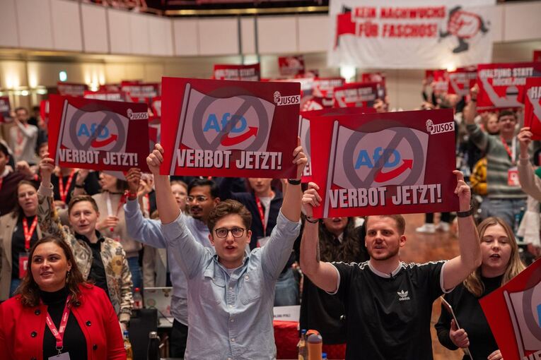 Beginn Bundeskongress der Jungsozialisten (Jusos)