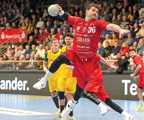 Jonathan Fischer steuert fünf Tore zum Erfolg der Bietigheimer gegen Eintracht Hagen bei.