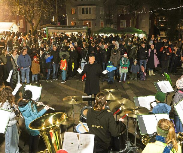 Festliche Klänge im vor großem Publikum in Asperg.