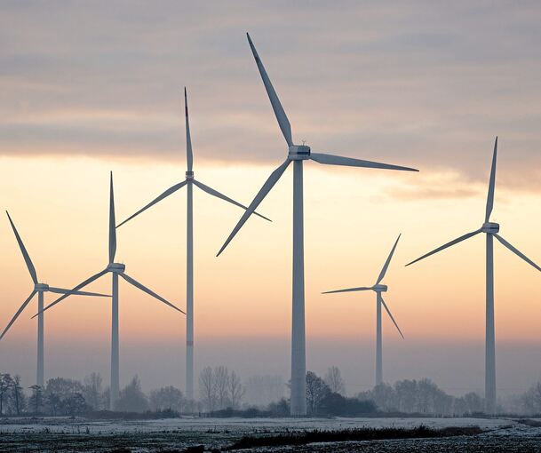 Schluss mit lauem Lüftchen: Im Kreis Ludwigsburg sollen sich künftig mehr Windräder drehen. Bisher gibt es nur ein einziges in Ingersheim.
