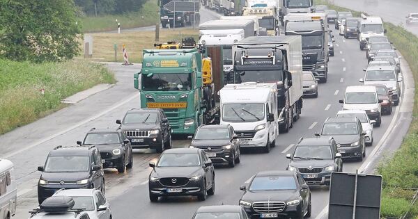 Staus in beiden Richtungen auf der A81 zwischen Ludwigsburg und ...