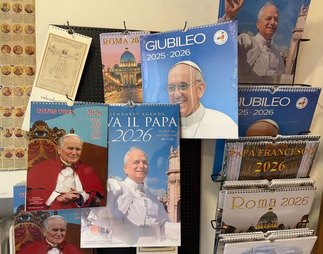 Kalender mit Päpsten