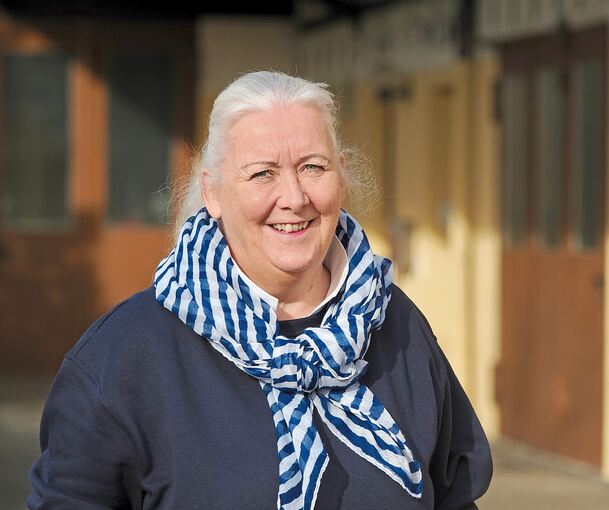 Karin de la Roi-Frey ist auf der Insel Föhr aufgewachsen, lebt aber schon lange in Baden-Württemberg.