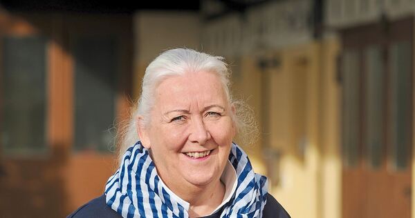 Karin de la Roi-Frey ist auf der Insel Föhr aufgewachsen, lebt aber schon lange in Baden-Württemberg.