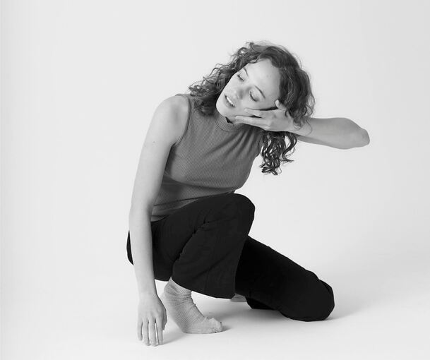Die Tänzerin Leonie Stöckle.